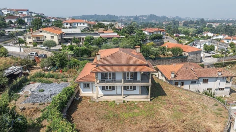 Moradia T4 para Venda em Adaufe