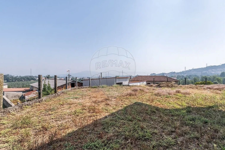 Moradia T4 para Venda em Adaufe Foto 34