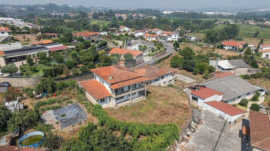 Moradia T4 para Venda em Adaufe Foto 6
