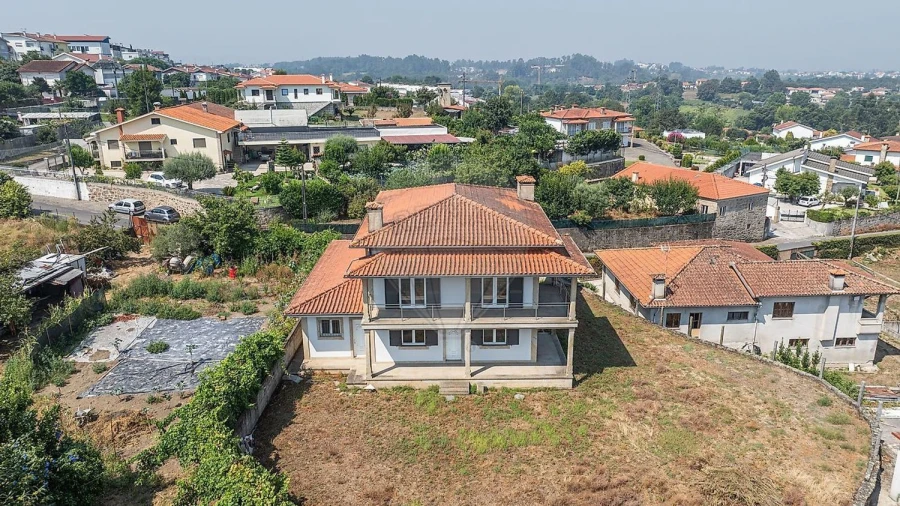 Moradia T4 para Venda em Adaufe Foto 7