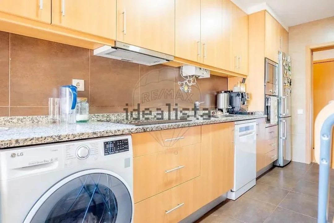 Apartamento T3 para Venda em Póvoa de Varzim, Beiriz e Argivai Foto 1