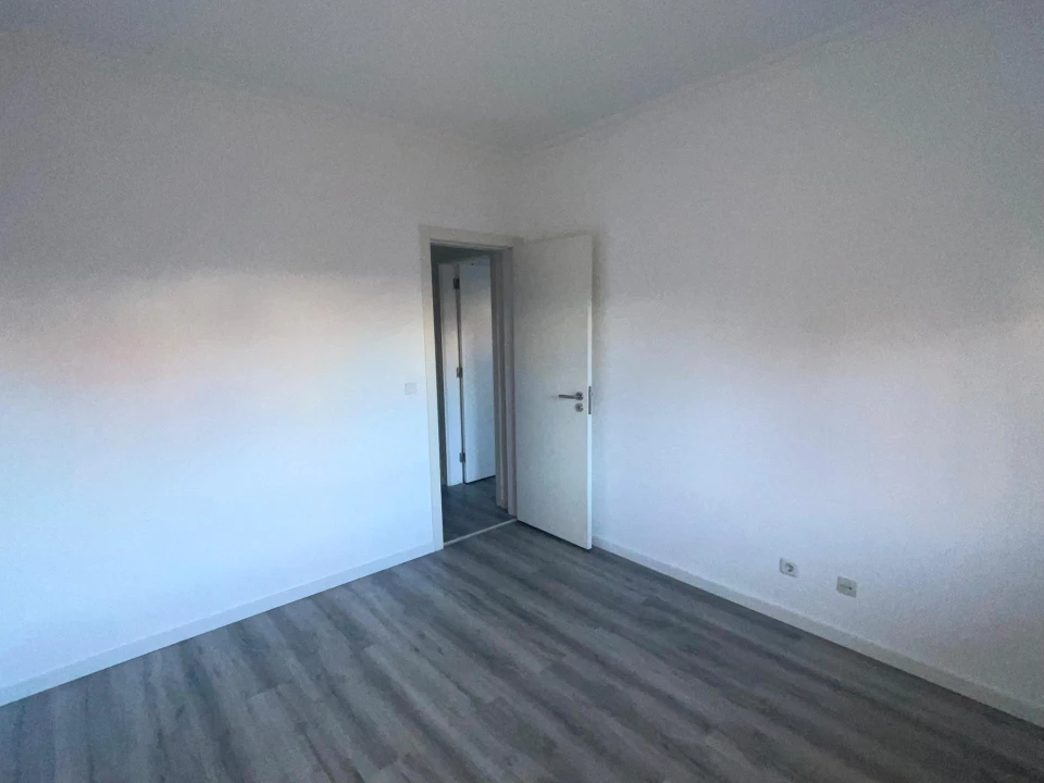 Apartamento T3 para Venda em Quinta do Conde Foto 15