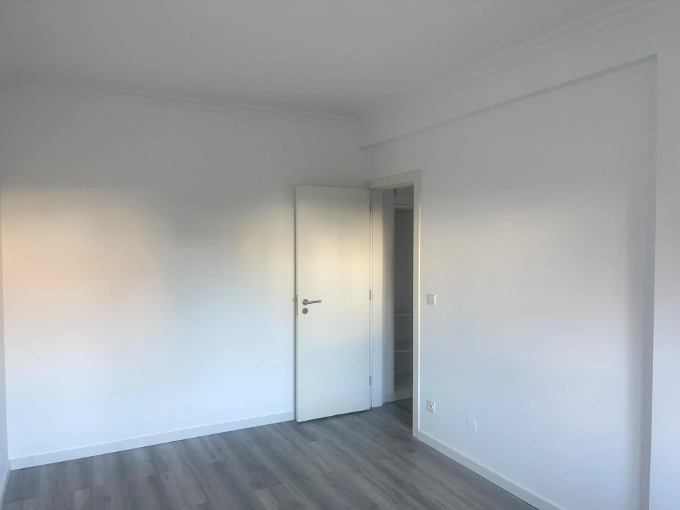 Apartamento T3 para Venda em Quinta do Conde Foto 19