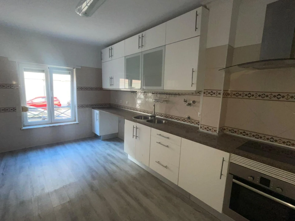 Apartamento T3 para Venda em Quinta do Conde Foto 5