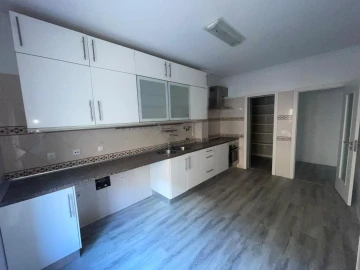 Apartamento T3 para Venda em Quinta do Conde