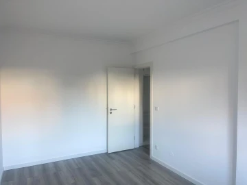 Apartamento T3 para Venda em Quinta do Conde