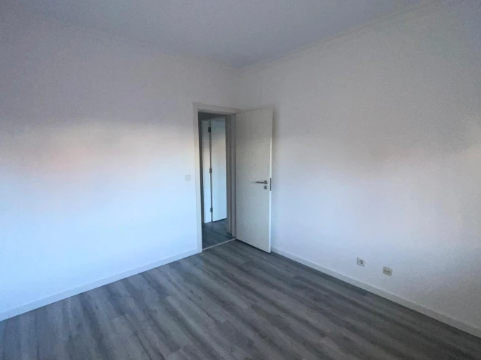 Apartamento T3 para Venda em Quinta do Conde Foto 22