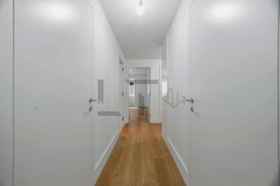 Apartamento T3 para Venda em Santo António