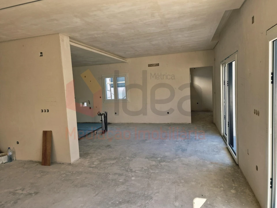 Moradia T3 para Venda em Fernao Ferro Foto 13