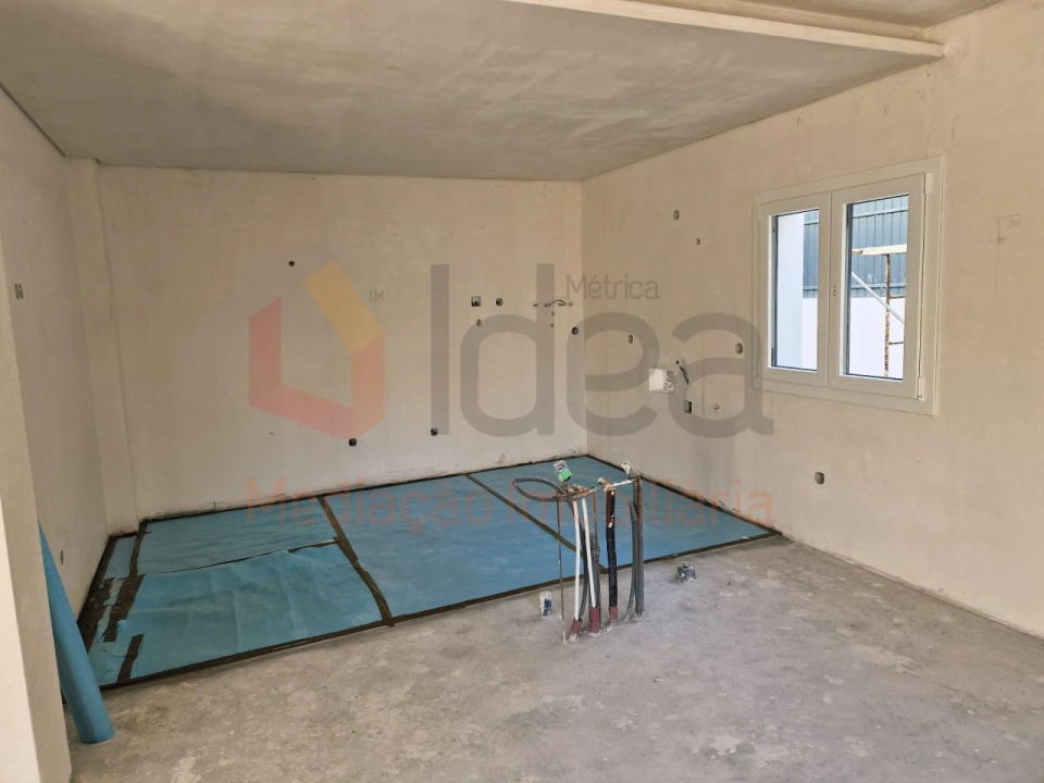 Moradia T3 para Venda em Fernao Ferro Foto 15