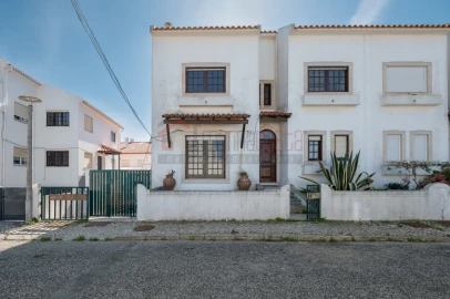 Moradia T5 para Venda em Peniche