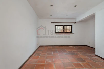 Moradia T5 para Venda em Peniche