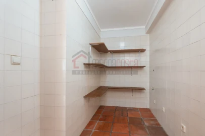 Moradia T5 para Venda em Peniche