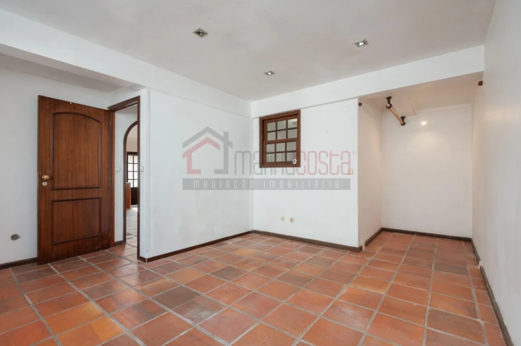 Moradia T5 para Venda em Peniche Foto 16