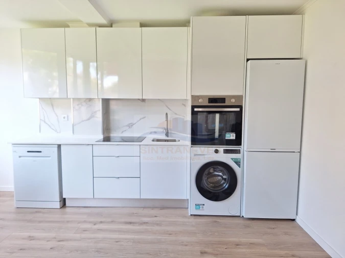 Apartamento T3 para Venda em Venteira Foto 2