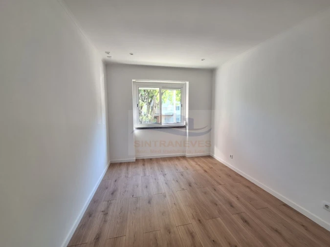 Apartamento T3 para Venda em Venteira Foto 8