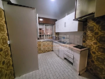 Apartamento T2 para Venda em Mina de Água