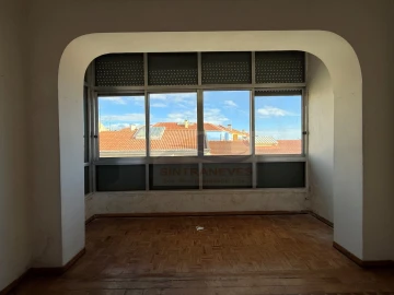Apartamento T2 para Venda em Falagueira-Venda Nova