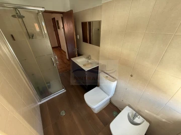 Apartamento T2 para Venda em Falagueira-Venda Nova