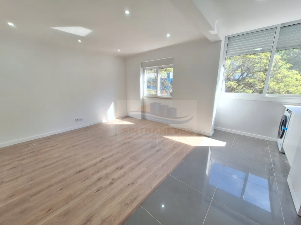 Apartamento T2 para Venda em Venteira Foto 10