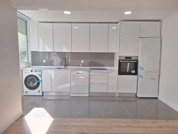 Apartamento T2 para Venda em Venteira
