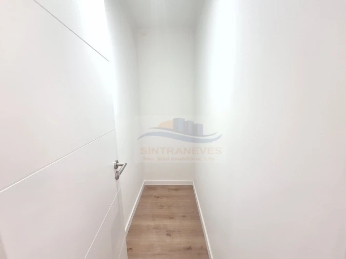 Apartamento T2 para Venda em Venteira Foto 14