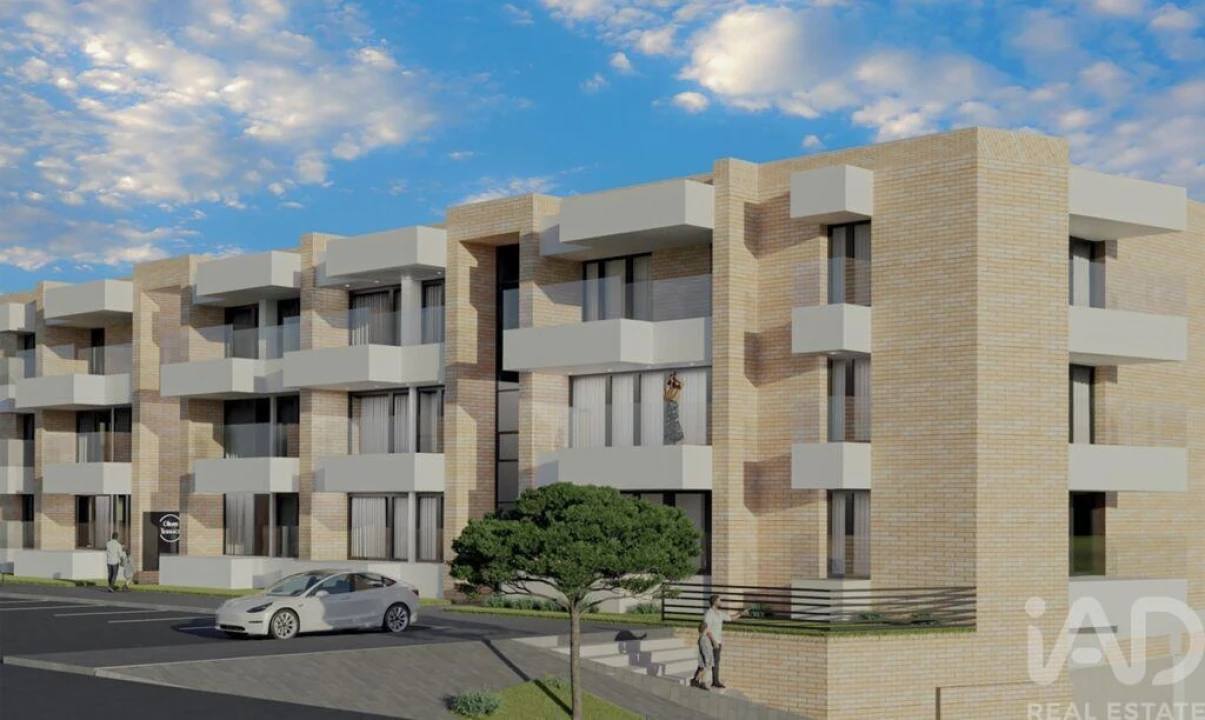 Apartamento T3 para Venda em Santo Antonio dos Olivais Foto 1