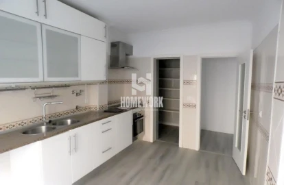 Apartamento T3 para Venda em Quinta do Conde