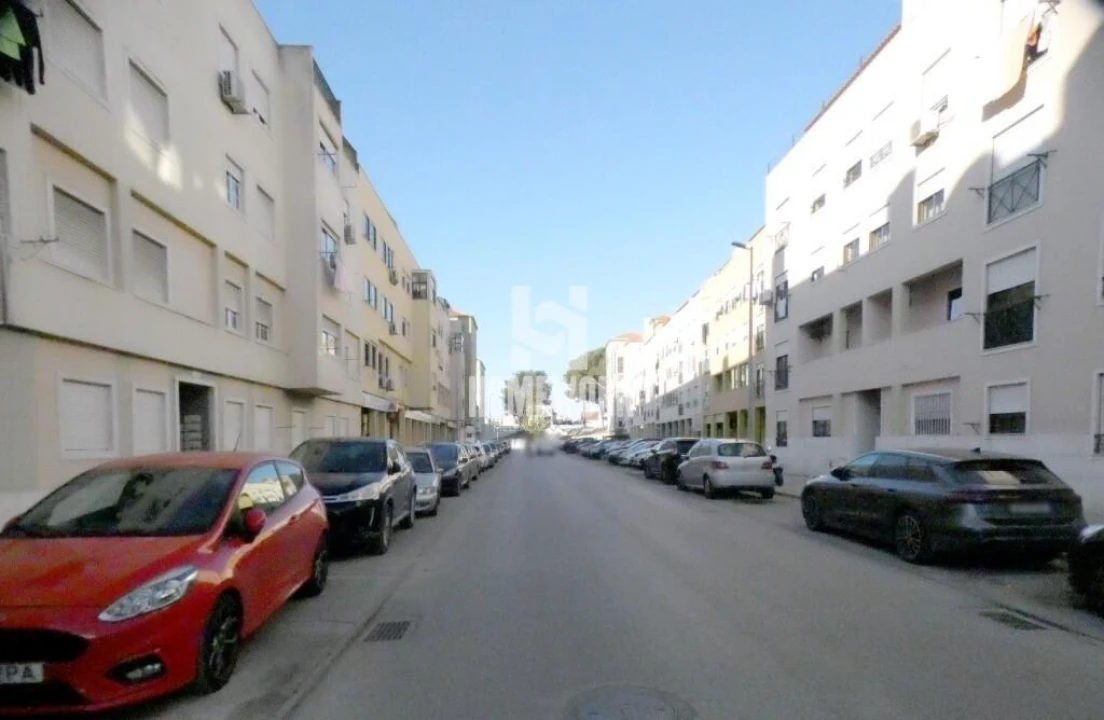 Apartamento T3 para Venda em Quinta do Conde Foto 18