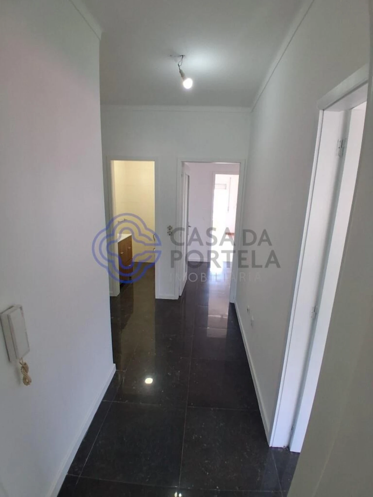 Apartamento T3 para Venda em Fânzeres e São Pedro da Cova Foto 8