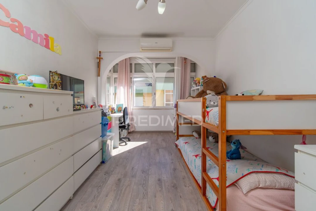 Apartamento T2 para Venda em Póvoa de Santa Iria e Forte da Casa Foto 8