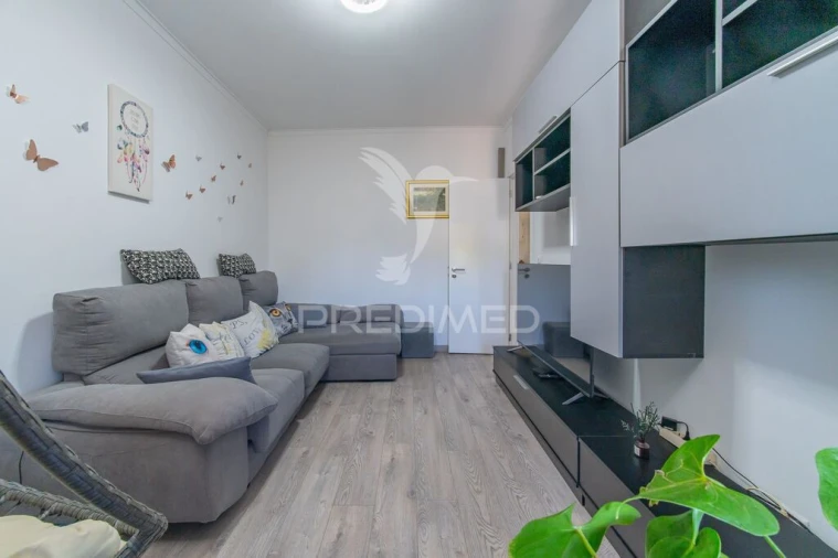 Apartamento T2 para Venda em Póvoa de Santa Iria e Forte da Casa Foto 14