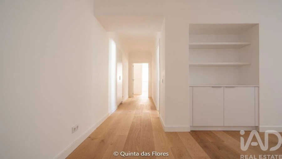 Apartamento T2 para Venda em Vila Real de Santo Antonio Foto 9