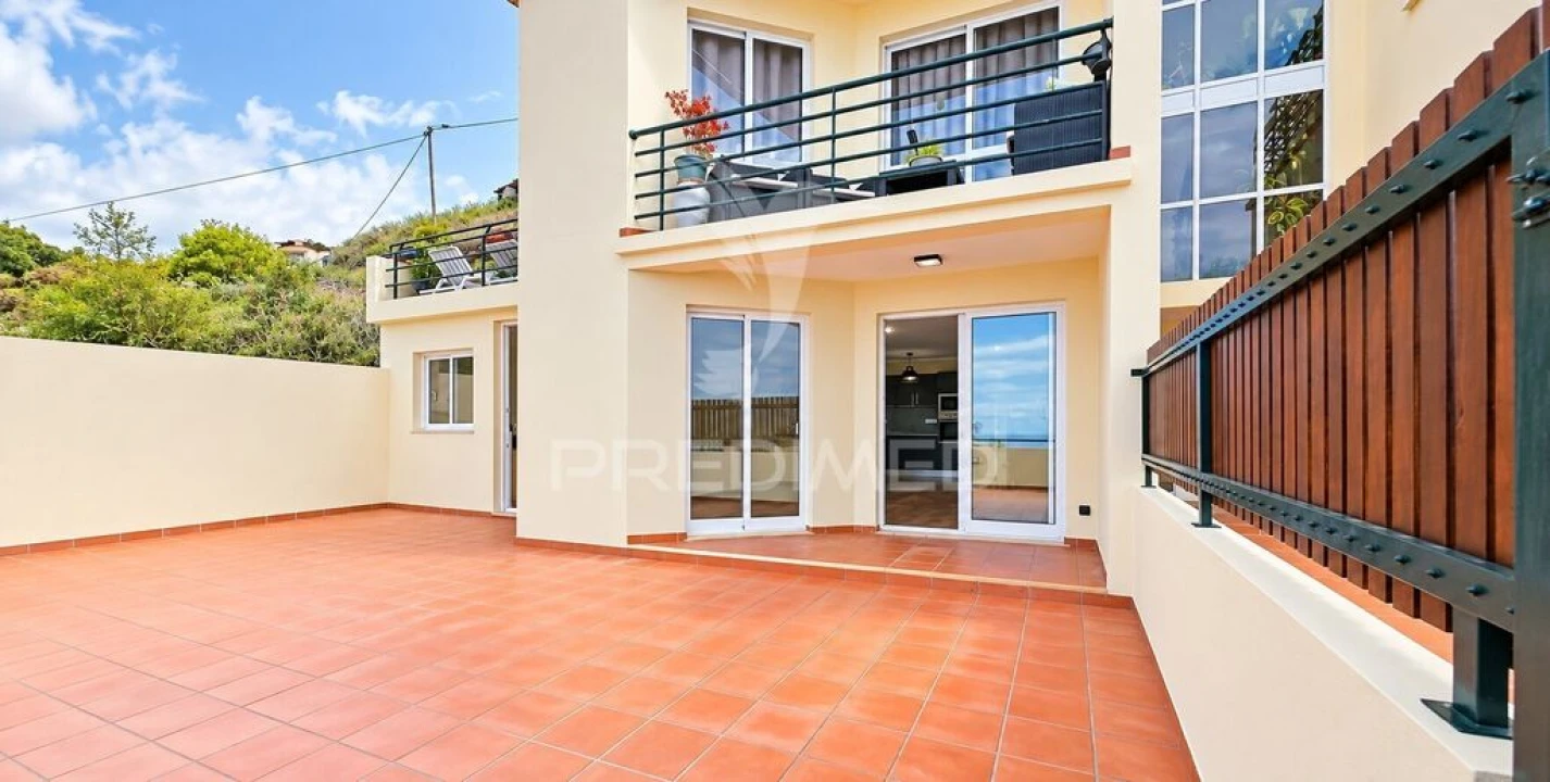 Apartamento T2 para Venda em Caniço Foto 4