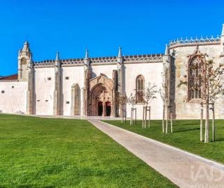 Moradia T2 para Venda em Setubal (São Sebastião)