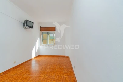 Apartamento T2 para Venda em Póvoa de Santa Iria e Forte da Casa
