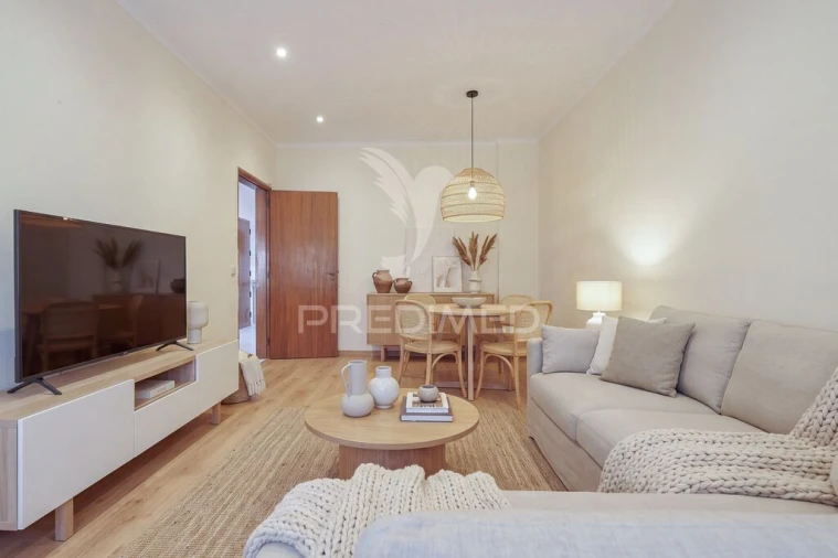Apartamento T2 para Venda em Póvoa de Santa Iria e Forte da Casa Foto 17