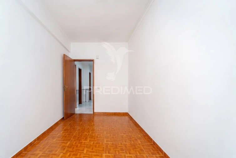 Apartamento T2 para Venda em Póvoa de Santa Iria e Forte da Casa Foto 9