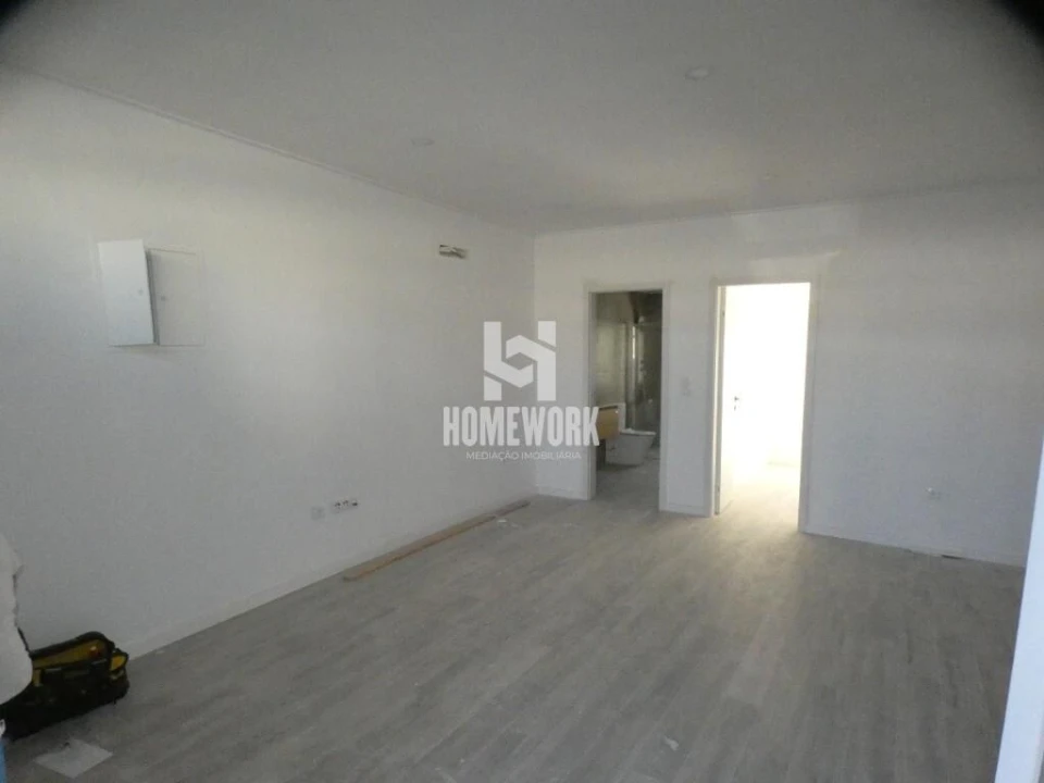 Apartamento T1 para Venda em Alto do Seixalinho, Santo André e Verderena Foto 10