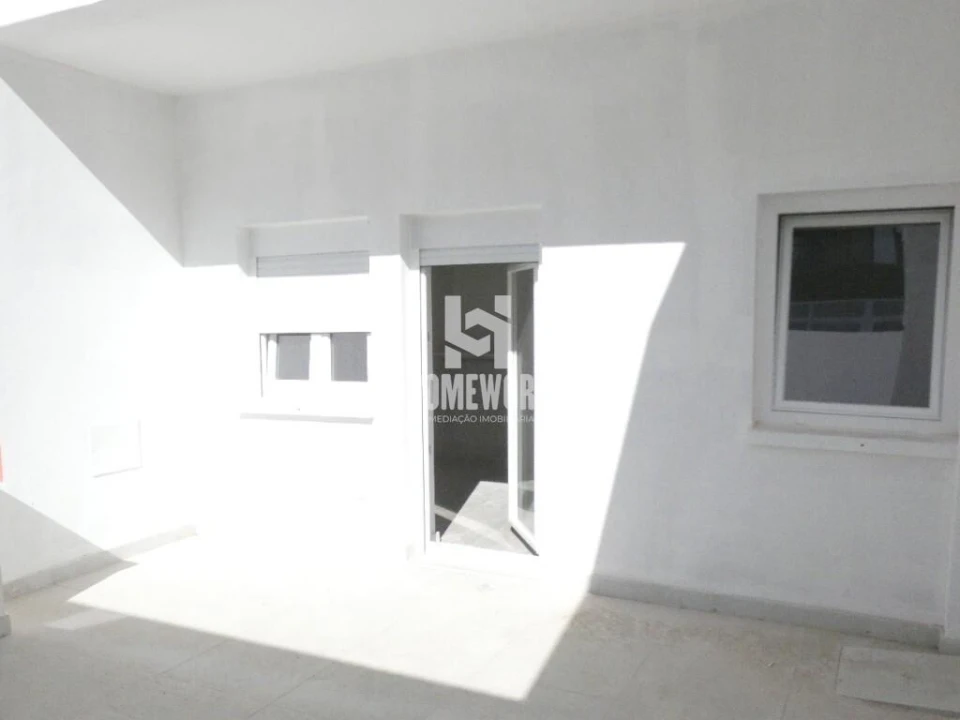 Apartamento T1 para Venda em Alto do Seixalinho, Santo André e Verderena Foto 7