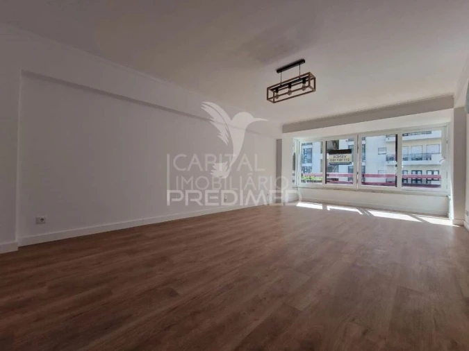 Apartamento T3 para Venda em São Domingos de Benfica Foto 14