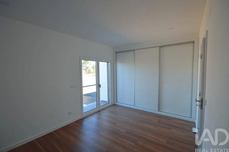 Moradia T3 para Venda em Fernao Ferro Foto 5