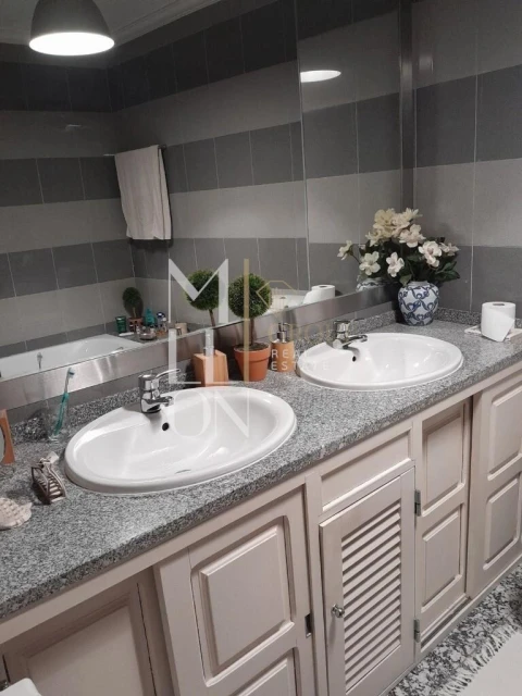 Apartamento T3 para Venda em Avelãs de Ambom e Rocamondo