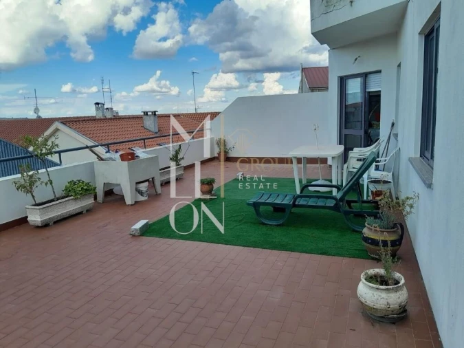 Apartamento T3 para Venda em Avelãs de Ambom e Rocamondo Foto 3