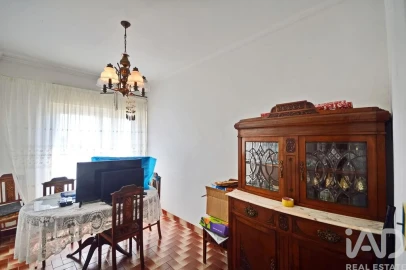Apartamento T3 para Venda em São Domingos de Rana