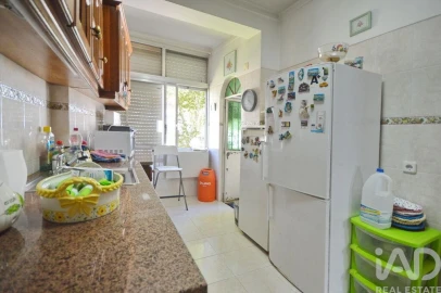 Apartamento T3 para Venda em São Domingos de Rana