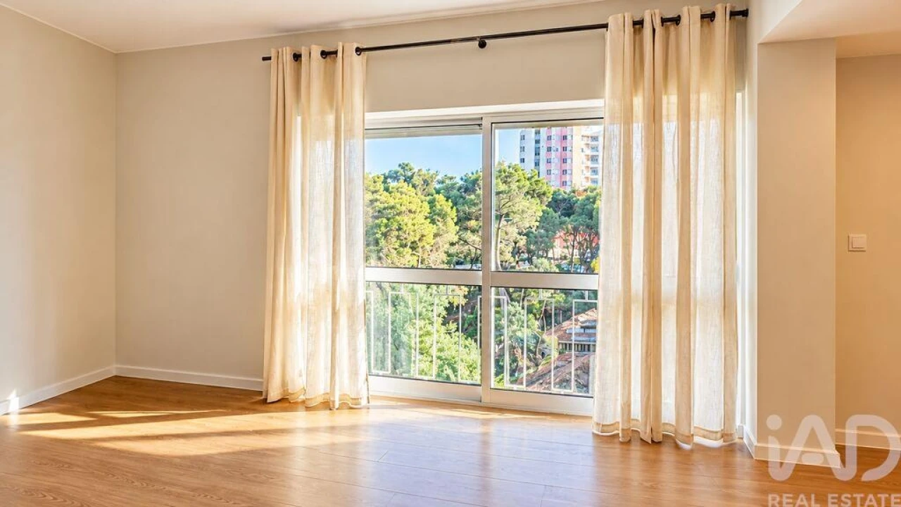 Apartamento T2 para Venda em Cascais e Estoril Foto 1