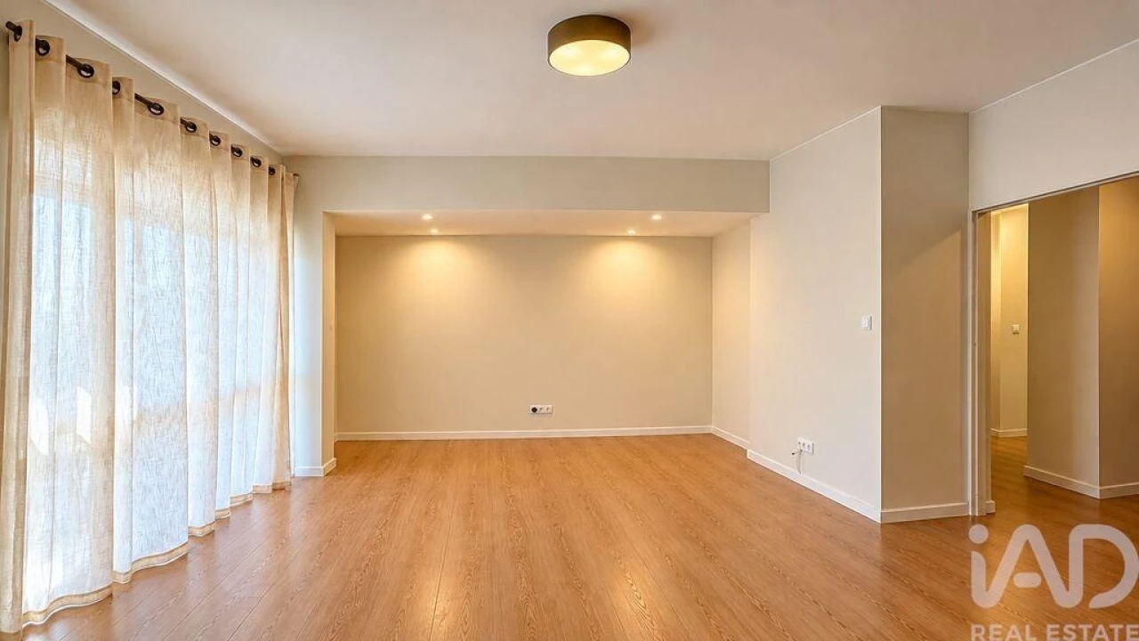Apartamento T2 para Venda em Cascais e Estoril Foto 2