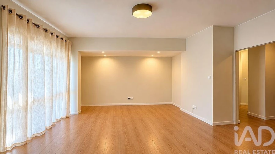 Apartamento T2 para Venda em Cascais e Estoril Foto 2