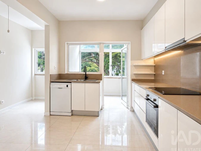 Apartamento T2 para Venda em Cascais e Estoril Foto 4